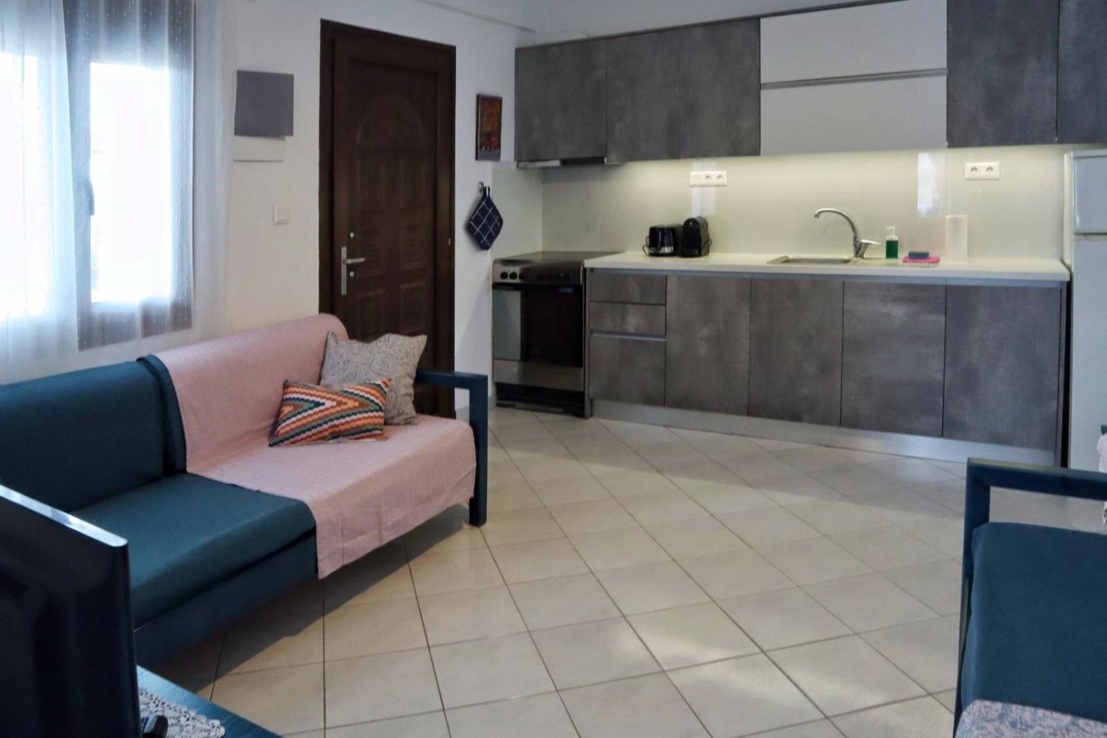 Melina Apartments Nikiti  Eksteriør billede