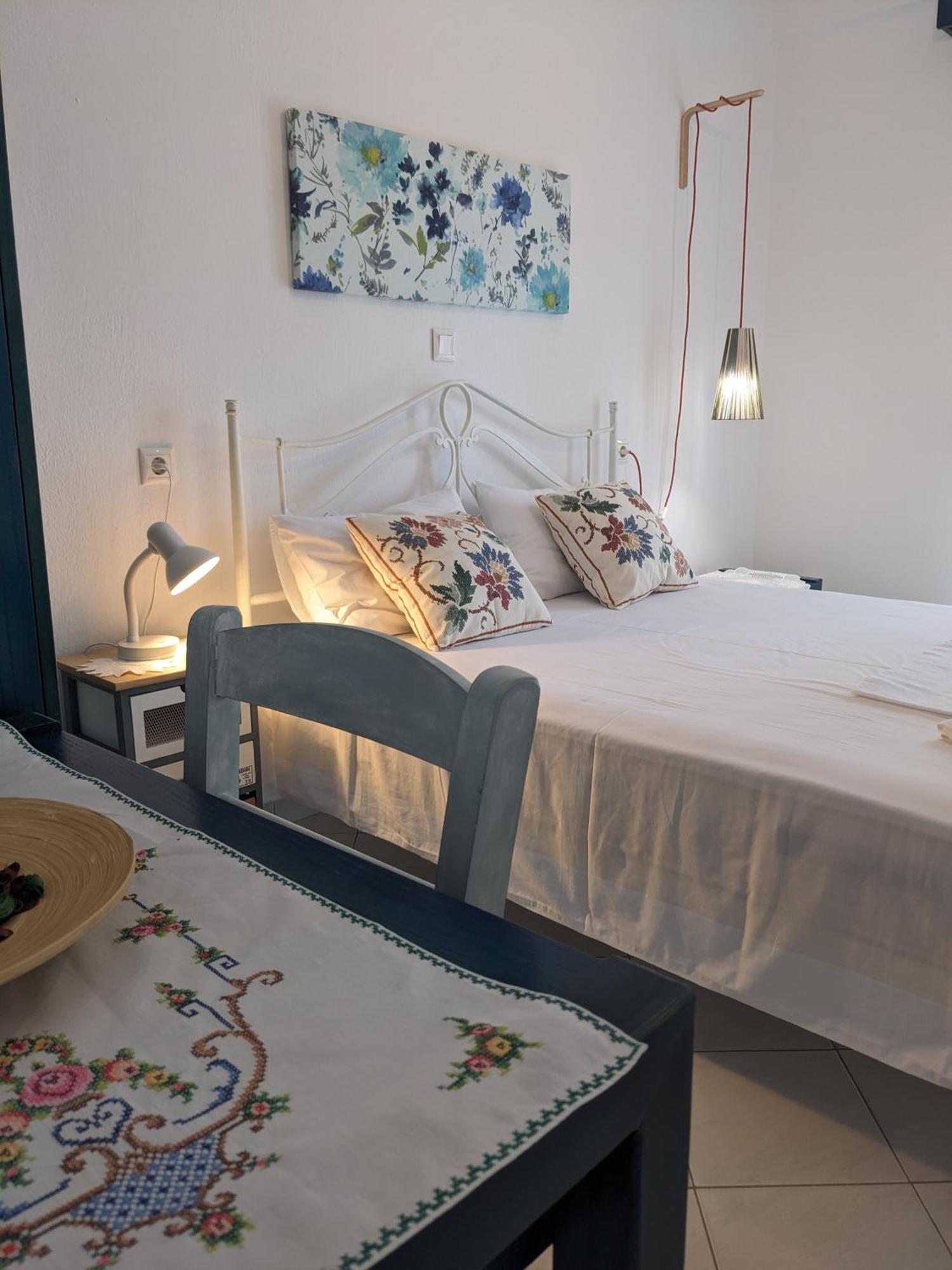 Melina Apartments Nikiti  Eksteriør billede